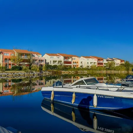 Comfortable 2 Km Away From The Sea Le Barcarès