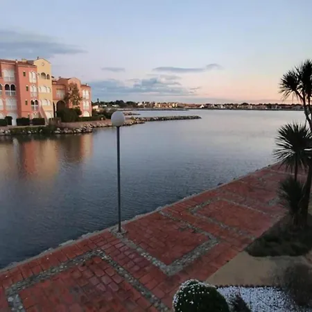 Comfortable 2 Km Away From The Sea * Le Barcarès